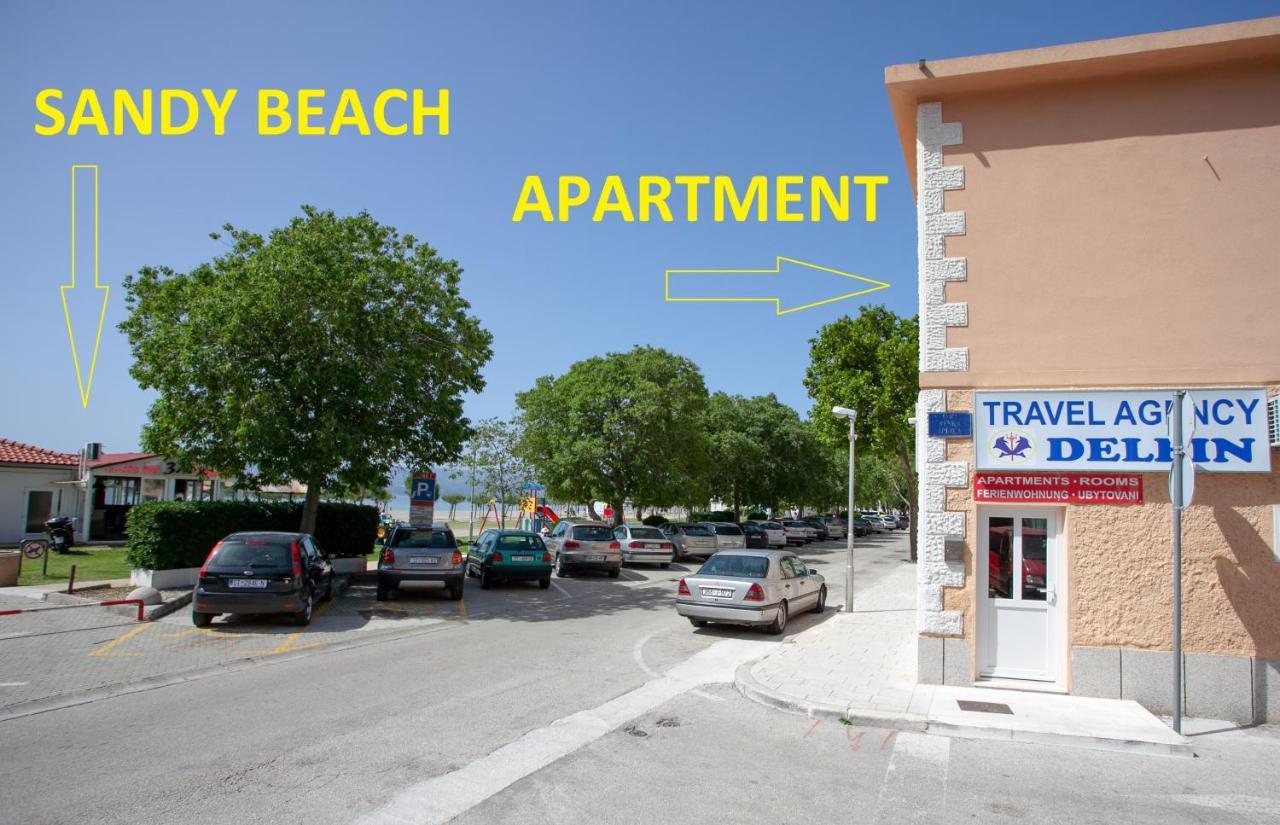 Ap Punta Next To Sandy Beach, Apartment With Garden โอมิช ภายนอก รูปภาพ